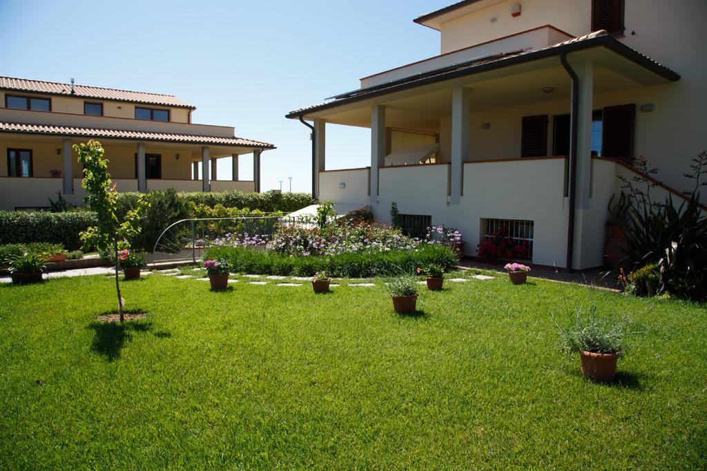 I Papaveri Apartments San Vincenzo Exterior foto